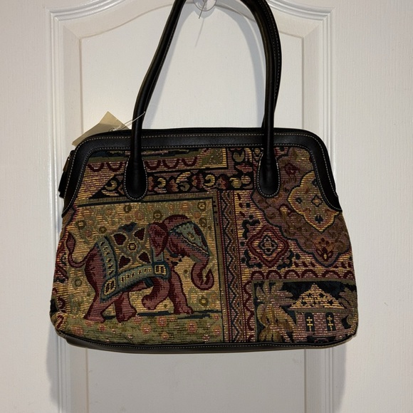 ST. JOHN’S BAY TAPESTRY ELEPHANT HANDBAG RECTANGULAR SHAPE INTRICATE EMBROIDERY - Picture 1 of 13